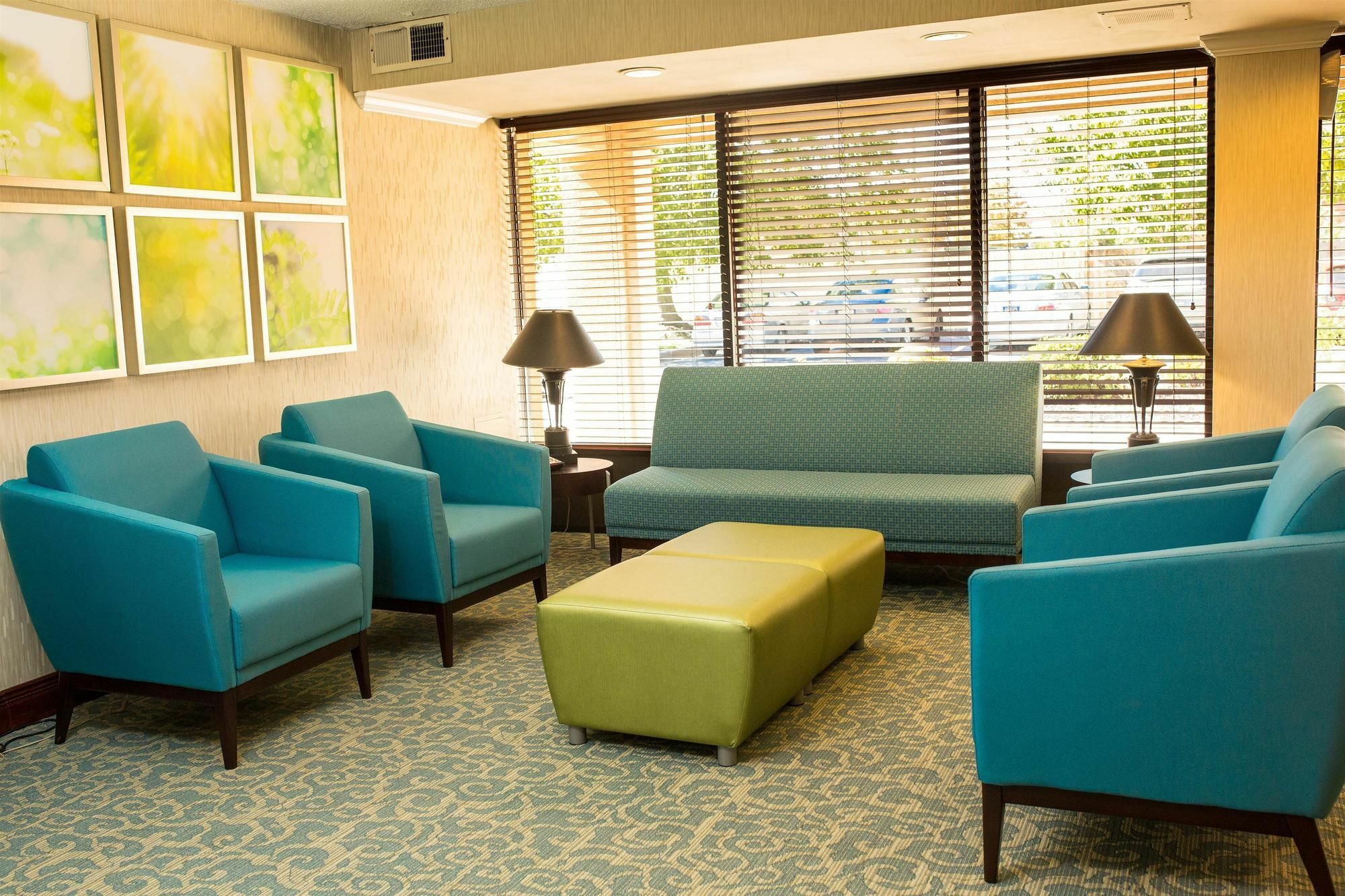 Days Inn By Wyndham Newark Wilmington Esterno foto