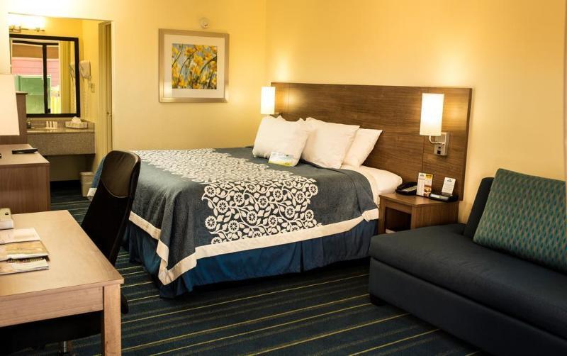Days Inn By Wyndham Newark Wilmington Esterno foto